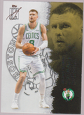 Kristaps Porzingis – 2025-26 Topps Signature Class basketball single, English, actual front scan