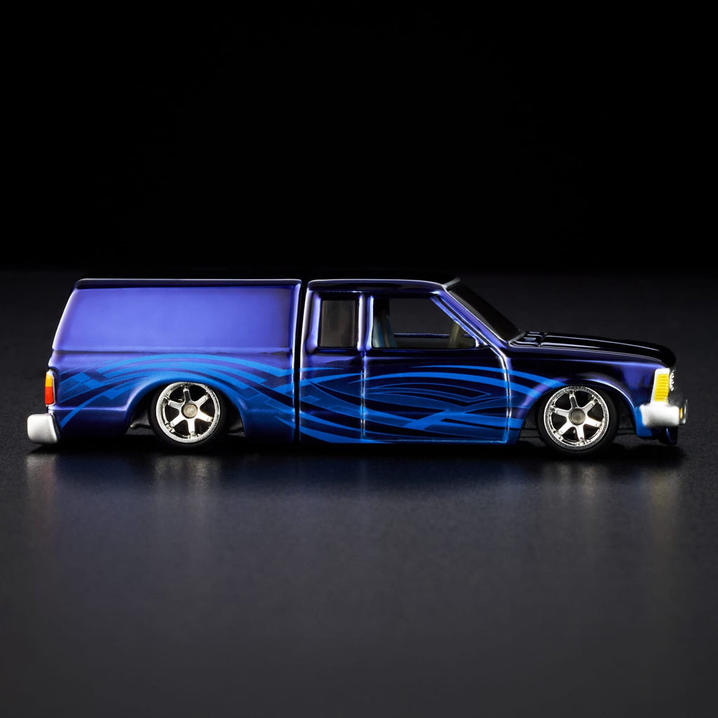Hot Wheels RLC 1986 Nissan 720 King Cab collector packaging
